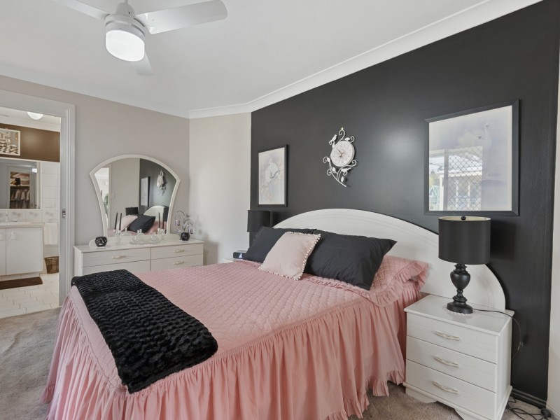 9 Golf Links Avenue, Warwick QLD 4370