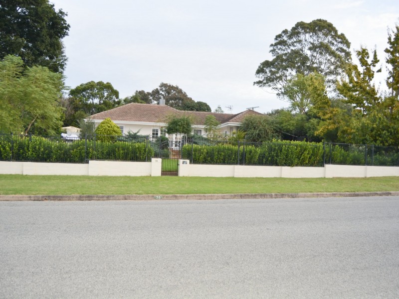 70 Locke Street, Warwick QLD 4370