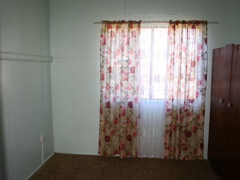 16 OLEANDER ST, Killarney QLD 4373
