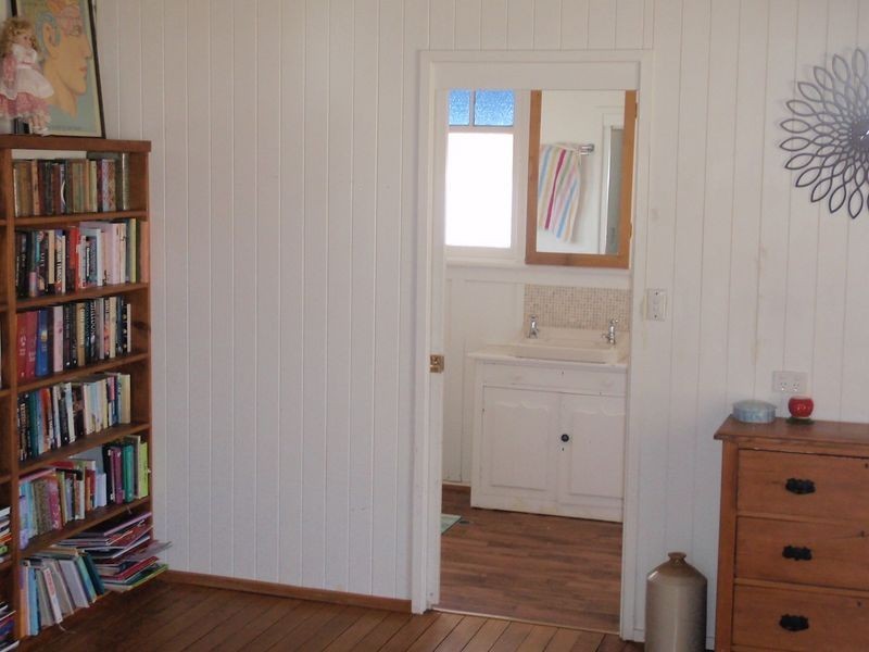 28 Wantley St, Warwick QLD 4370