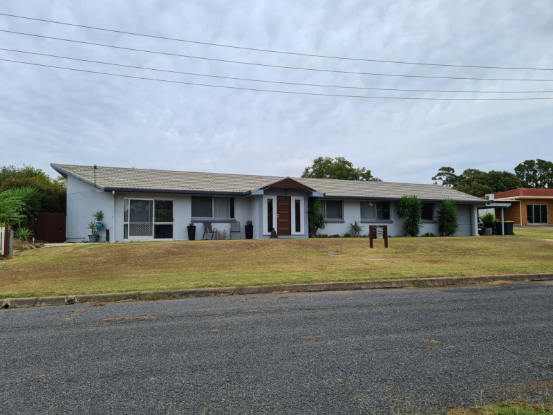 24 Gilbert Cresent, Warwick QLD 4370