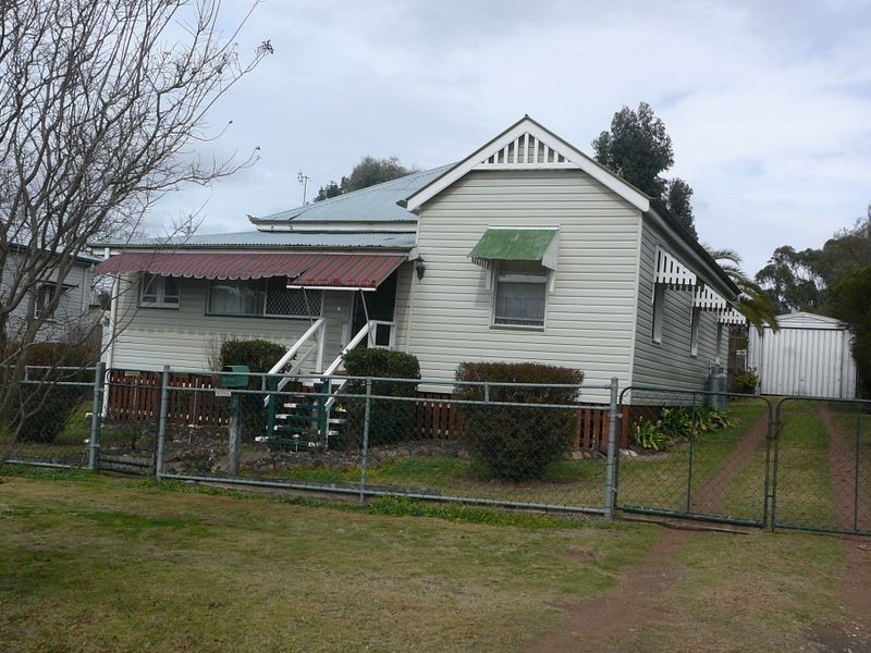 6 Fitzroy Street, Warwick QLD 4370