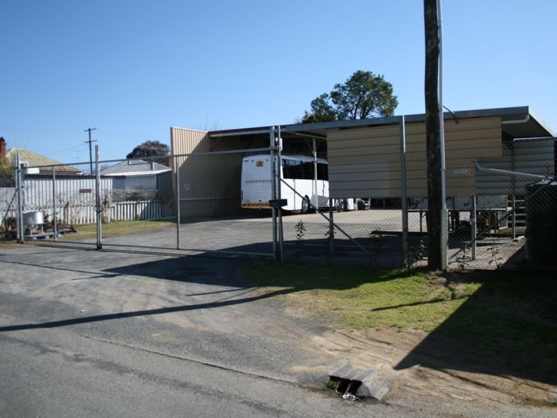 15 Oak Avenue, Warwick QLD 4370