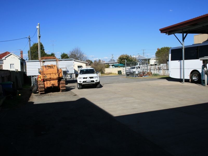 15 Oak Avenue, Warwick QLD 4370