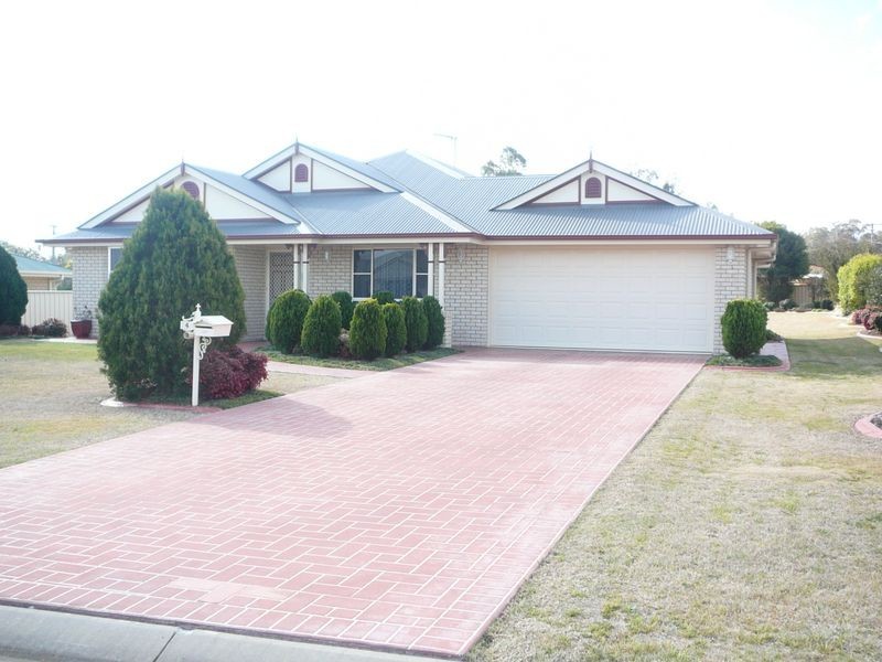 4 Bernecker Street, Warwick QLD 4370