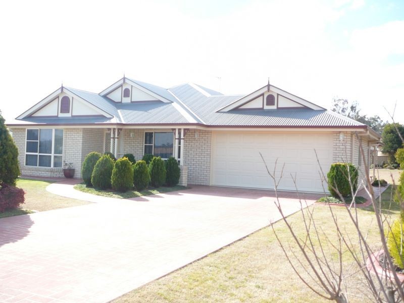 4 Bernecker Street, Warwick QLD 4370