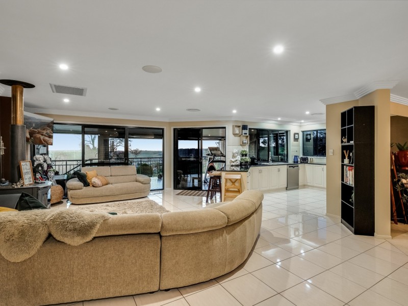 15 Kalinda Rise, Sladevale QLD 4370