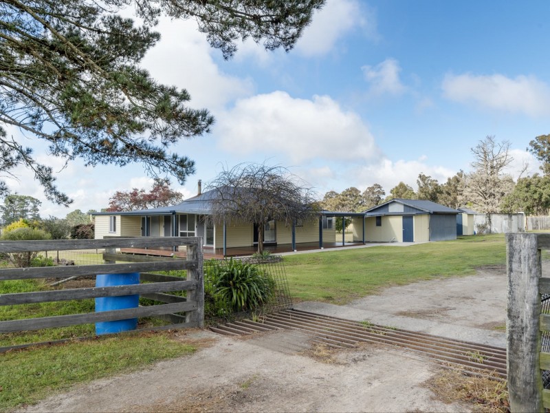 431 Rabbit Fence Road, Cottonvale QLD 4375