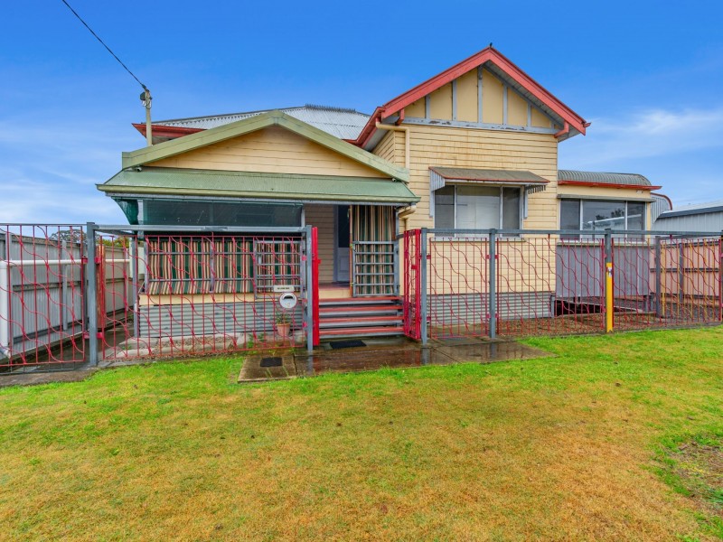 15 Albert Street, Warwick QLD 4370