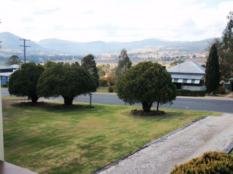 54 Pine St, Killarney QLD 4373