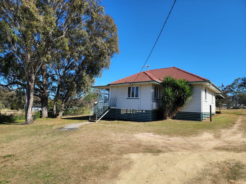 73 Wallace Street, Warwick QLD 4370