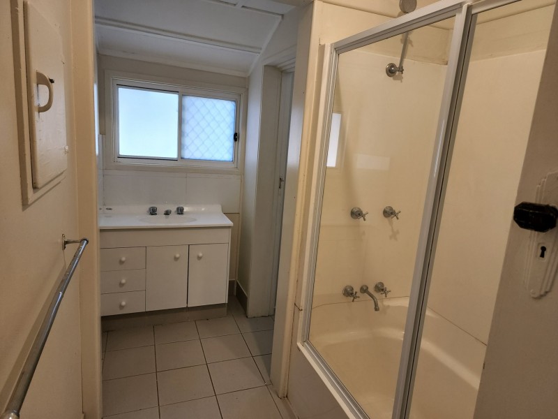 73 Wallace Street, Warwick QLD 4370