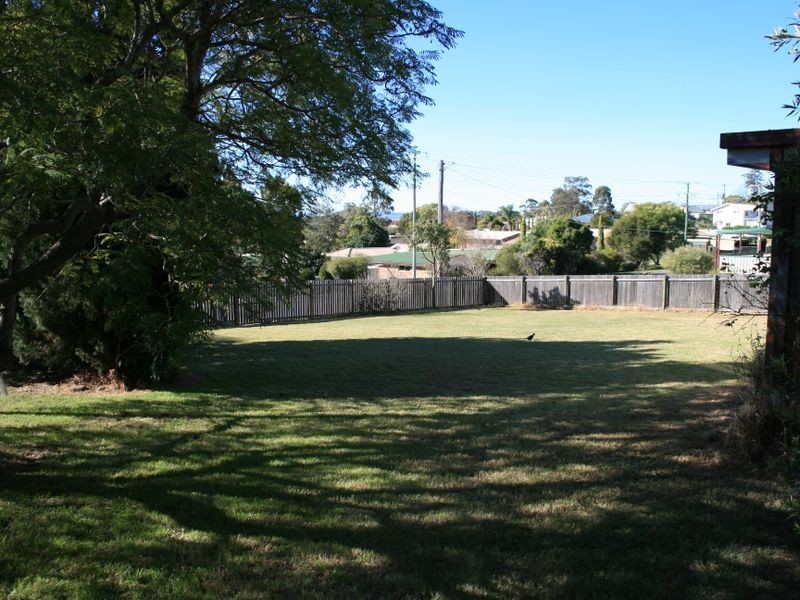 120 Locke Street, Warwick QLD 4370