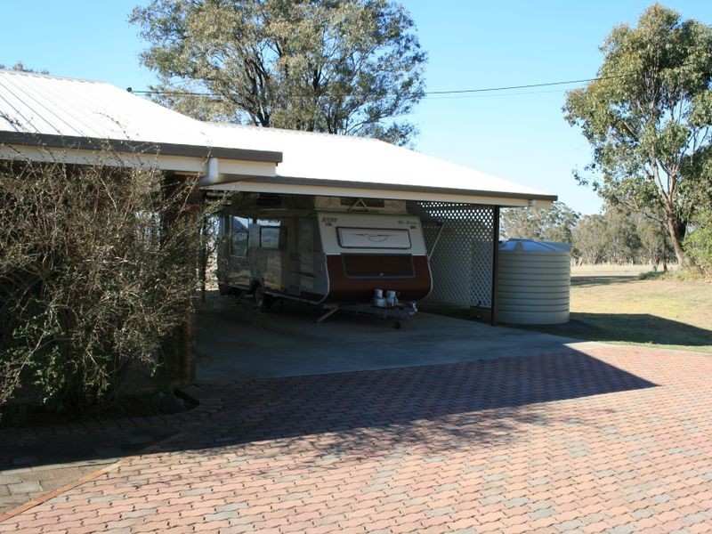 57 Ogilvie Road, Warwick QLD 4370