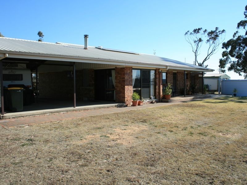 57 Ogilvie Road, Warwick QLD 4370