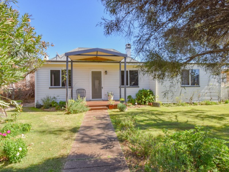 29 Guy Street, Warwick QLD 4370