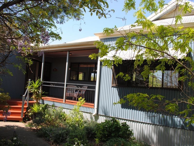 6 Mary Street, Warwick QLD 4370