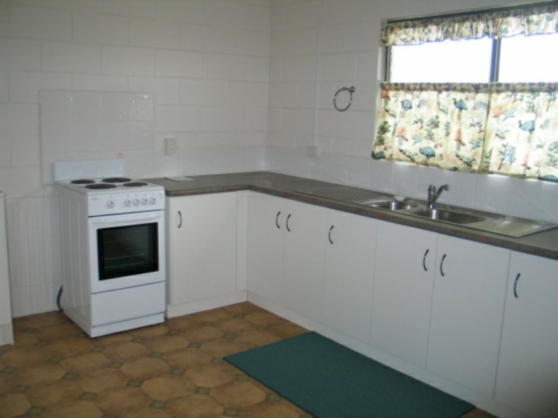 34 Old Stanthorpe Road, Warwick QLD 4370