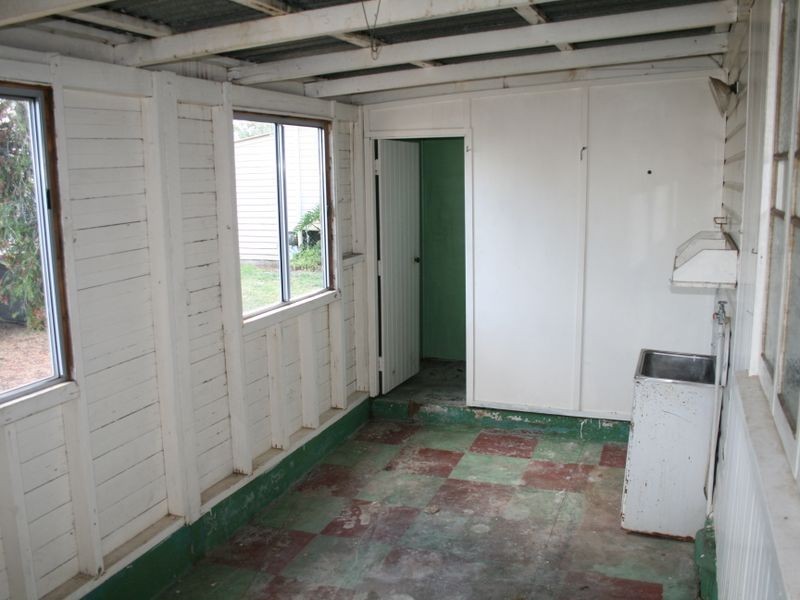 8 Pine Street, Warwick QLD 4370