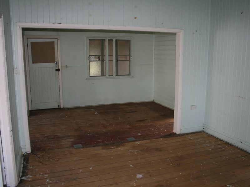 8 Pine Street, Warwick QLD 4370