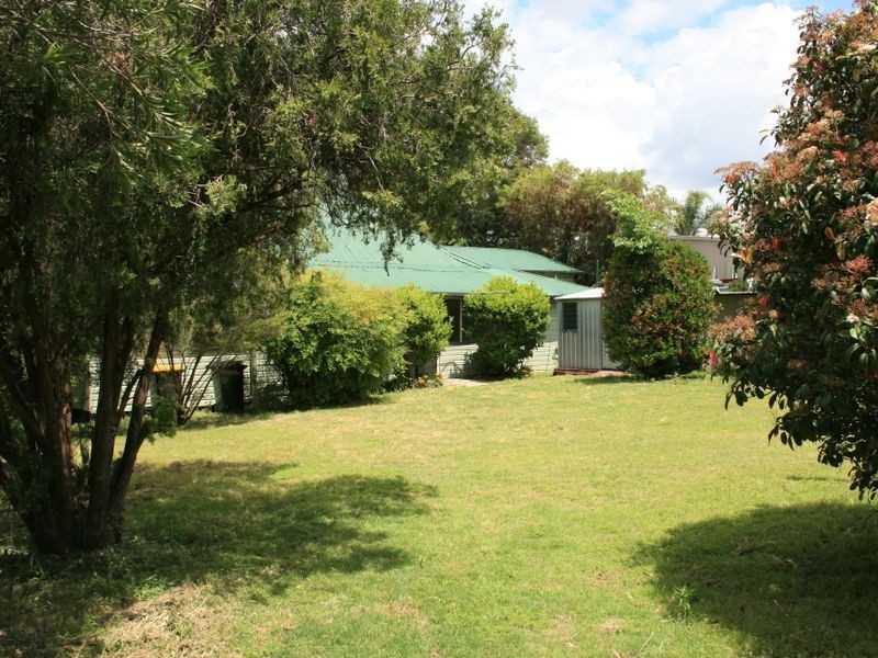 11 Coe Street, Warwick QLD 4370