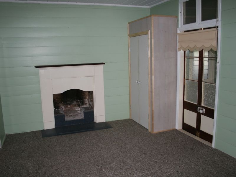 11 Coe Street, Warwick QLD 4370