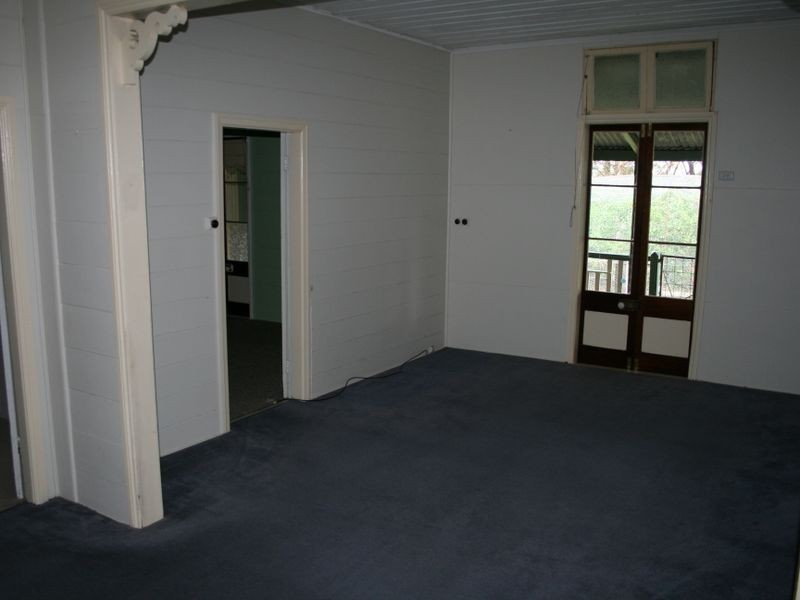 11 Coe Street, Warwick QLD 4370