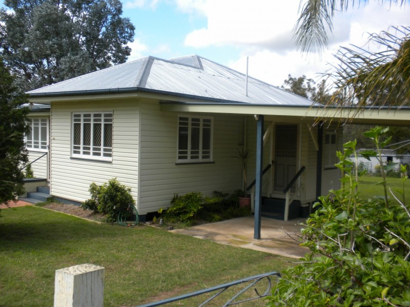 30 Glen Road, Warwick QLD 4370