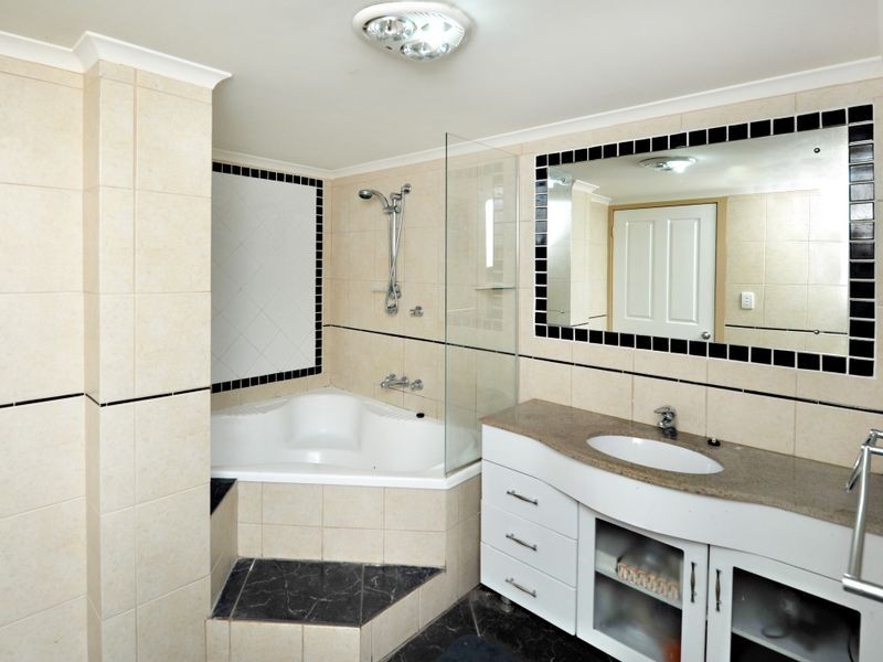 62 Finney Road, Indooroopilly QLD 4068