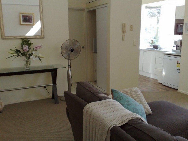 9/22 York Street, Indooroopilly QLD 4068