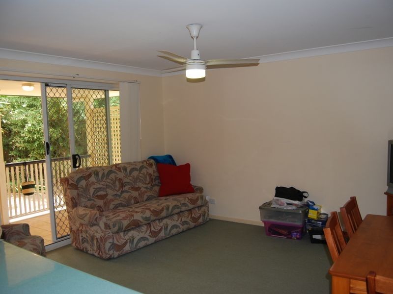 1/57 Mitre Street, St Lucia QLD 4067