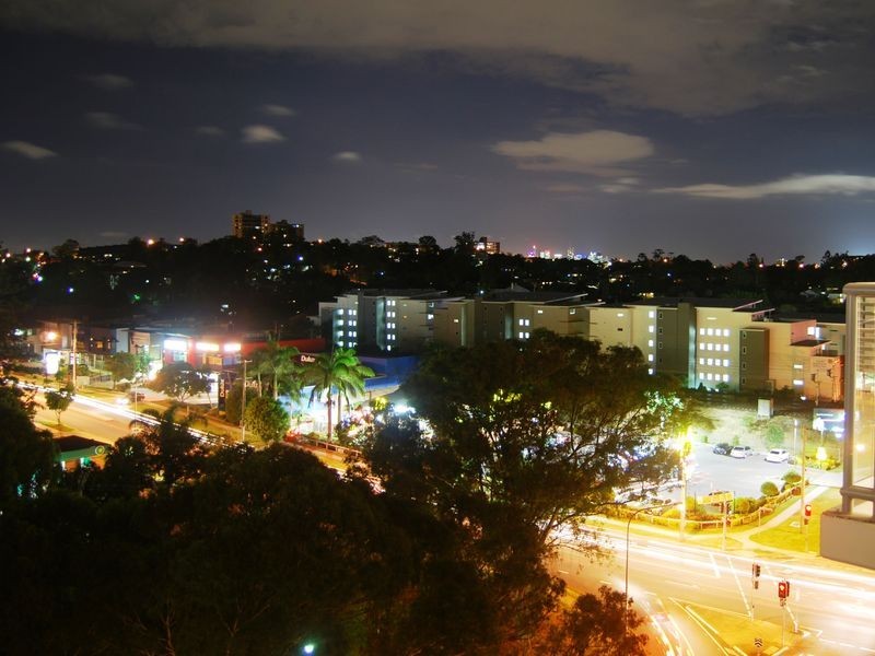 42/8 Belgrave Road, Indooroopilly QLD 4068