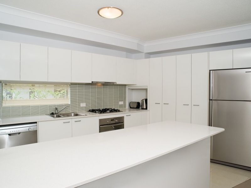 57/29 Alpha Street, Toowong QLD 4066