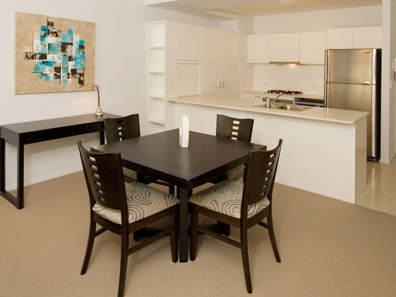 57/29 Alpha Street, Toowong QLD 4066