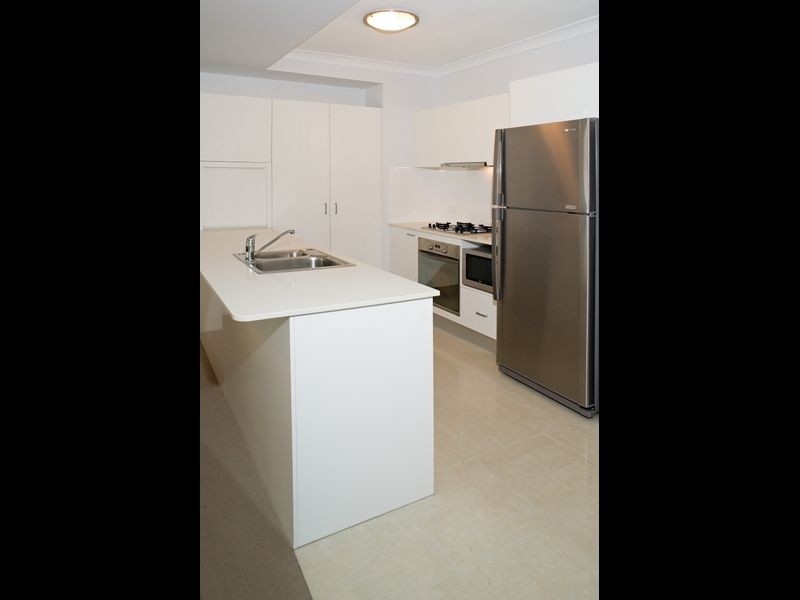 57/29 Alpha Street, Toowong QLD 4066