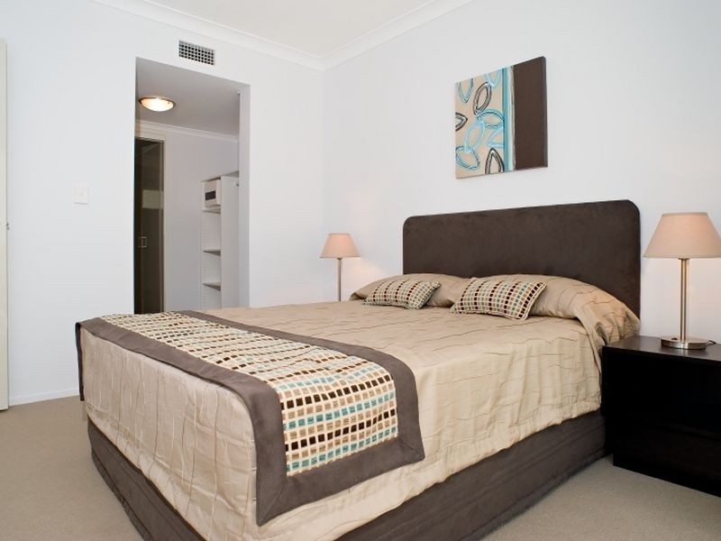 57/29 Alpha Street, Toowong QLD 4066