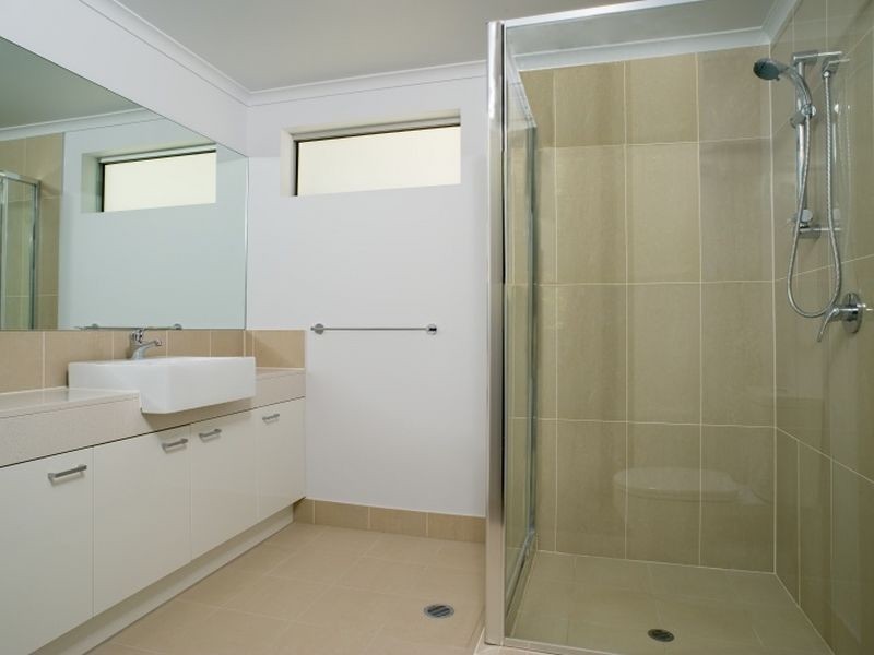 57/29 Alpha Street, Toowong QLD 4066