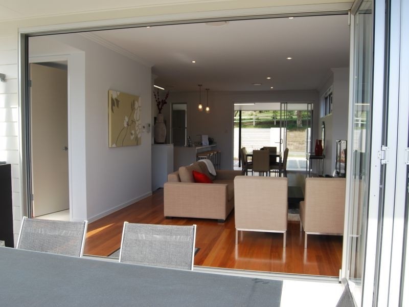 36 Carwoola Street, Bardon QLD 4065
