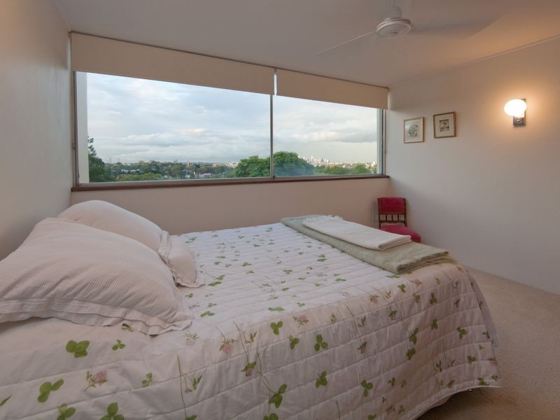 5/64 Swann Road, Taringa QLD 4068