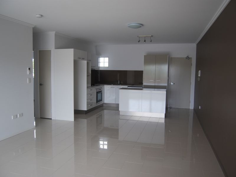 8/10 Lynne Grove Avenue, Corinda QLD 4075