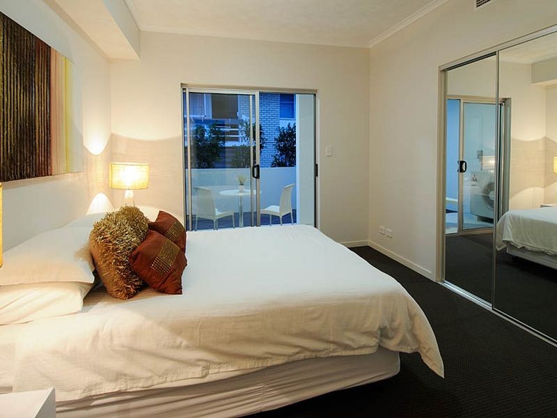 2/69 Durham Street, St Lucia QLD 4067