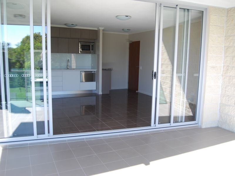 3/74 Dengate Lane, St Lucia QLD 4067