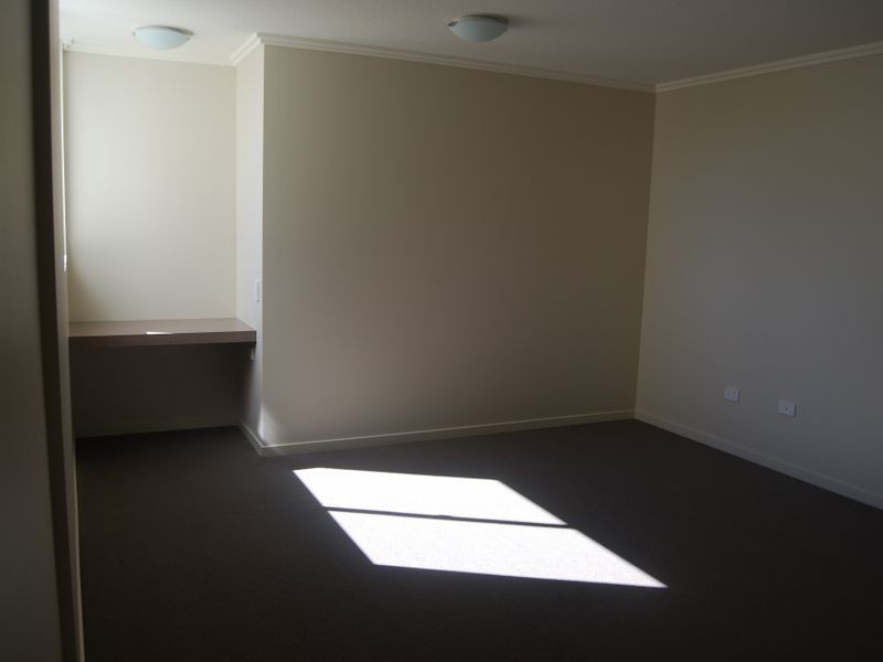 3/74 Dengate Lane, St Lucia QLD 4067