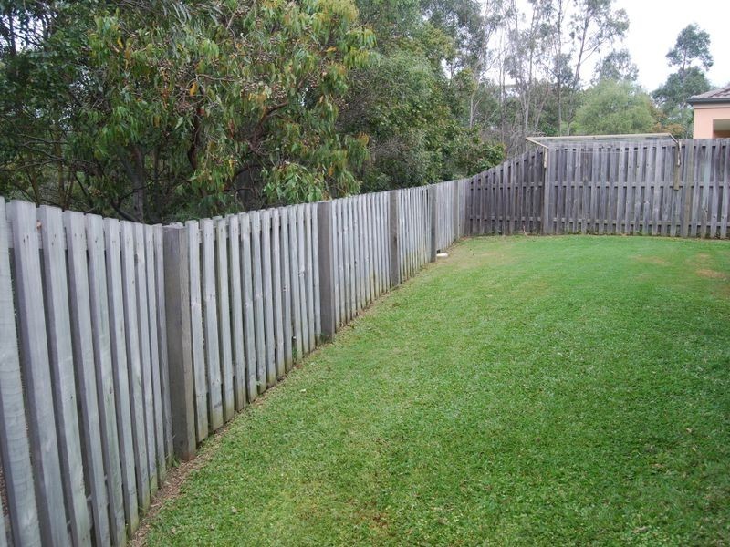 30 Homebush Crescent, Sinnamon Park QLD 4073