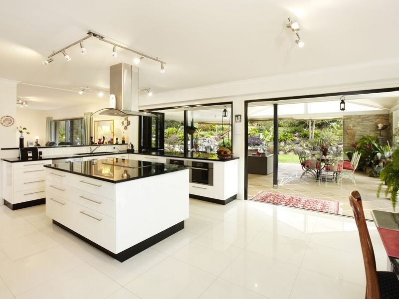 9 Jacana Court, Bellbowrie QLD 4070