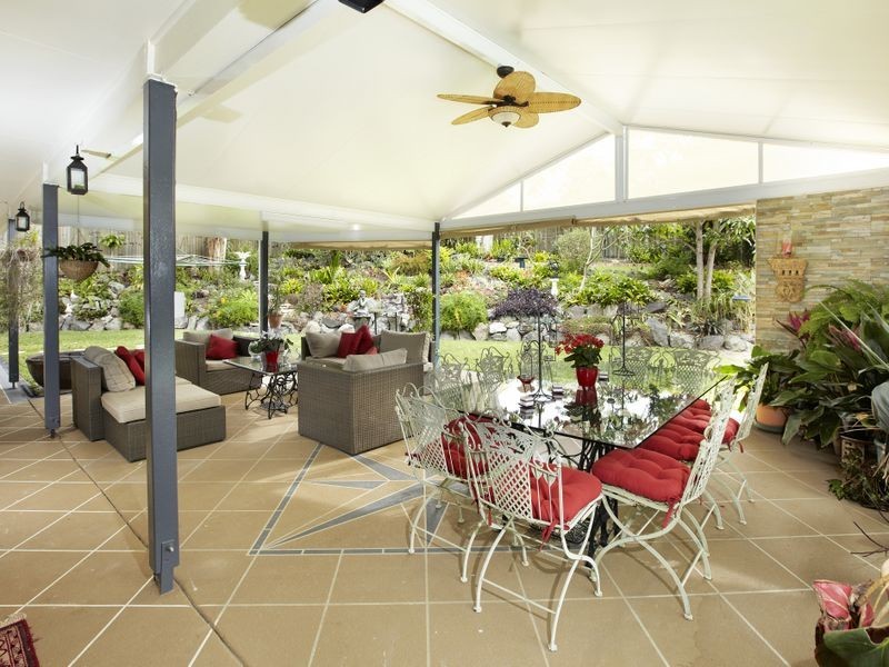 9 Jacana Court, Bellbowrie QLD 4070