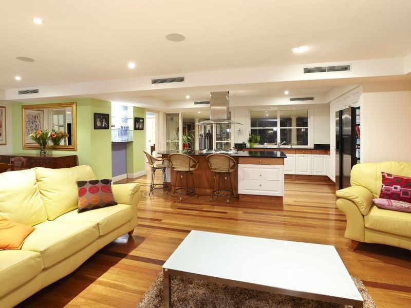 181 Hawken Drive, St Lucia QLD 4067
