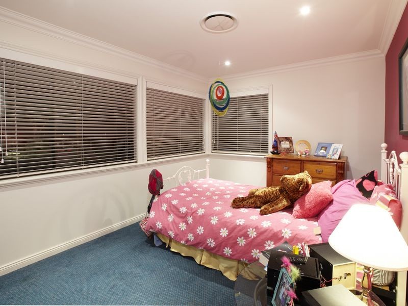 181 Hawken Drive, St Lucia QLD 4067