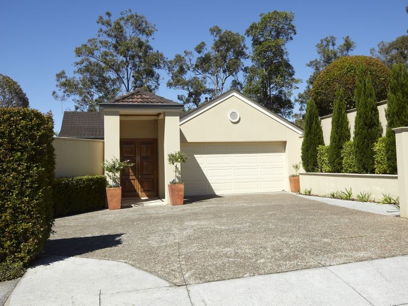 181 Hawken Drive, St Lucia QLD 4067
