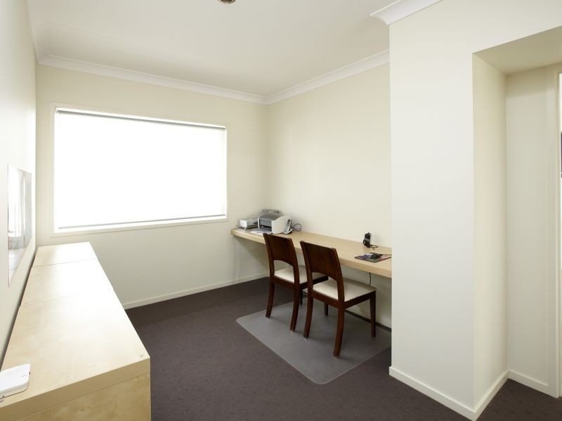 Sinnamon Park QLD 4073